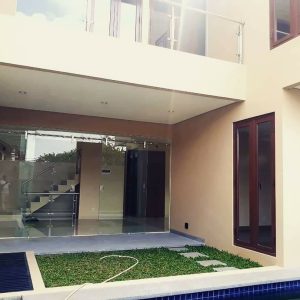 unit dengan private pool