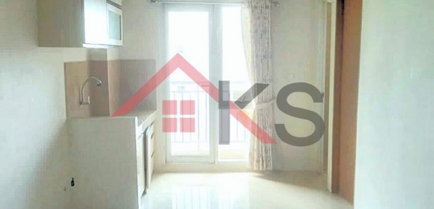 Dijual cepat apartemen tipe 2 kamar di lantai bawah Oak Tower Pulogadung semi furnish