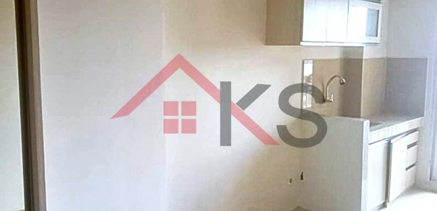 Dijual cepat apartemen tipe 2 kamar di lantai bawah Oak Tower Pulogadung semi furnish
