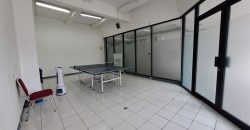 Sewa kantor gudang murah di lantai dasar gedung perkantoran Jakarta